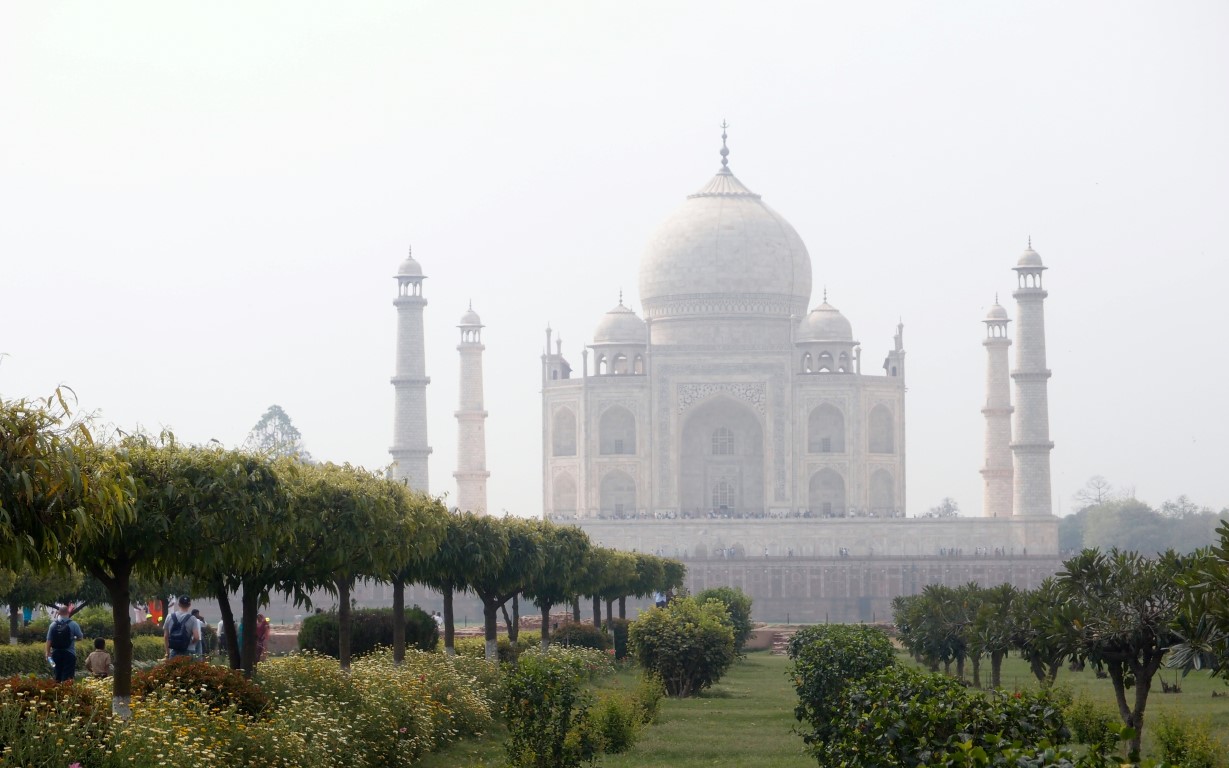 Mehtab Bagh gardens on the other side of the river